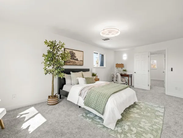 $499,999 | 4785 East Washington Avenue, Fresno, CA 93702