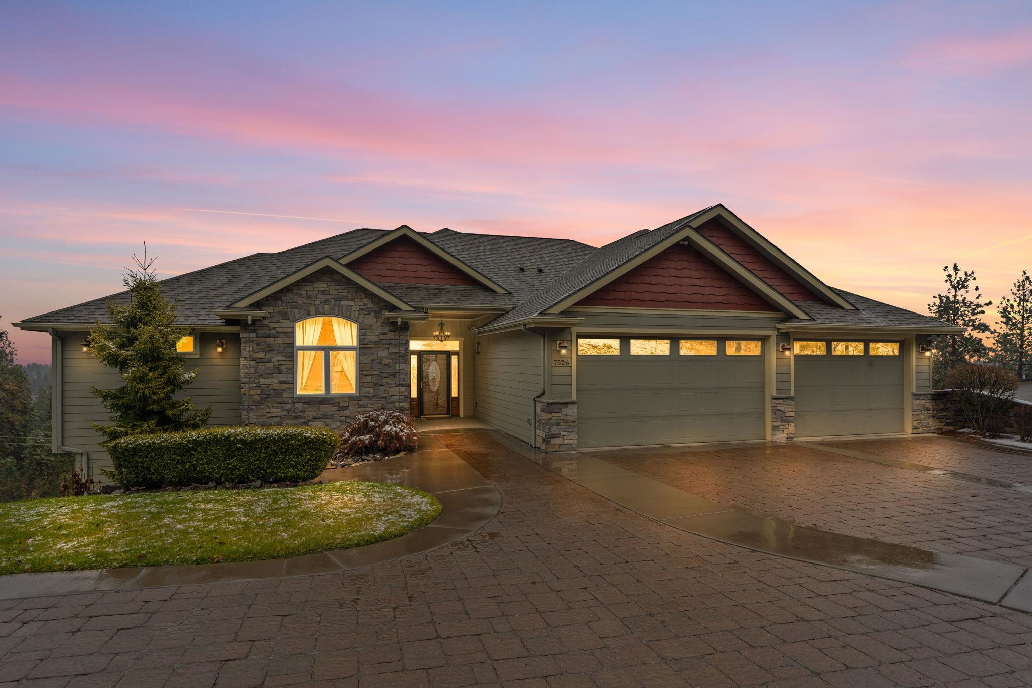 7526 North Cedar Road Spokane, WA 99208 - Photo 1 of 49 Gallery Image 1