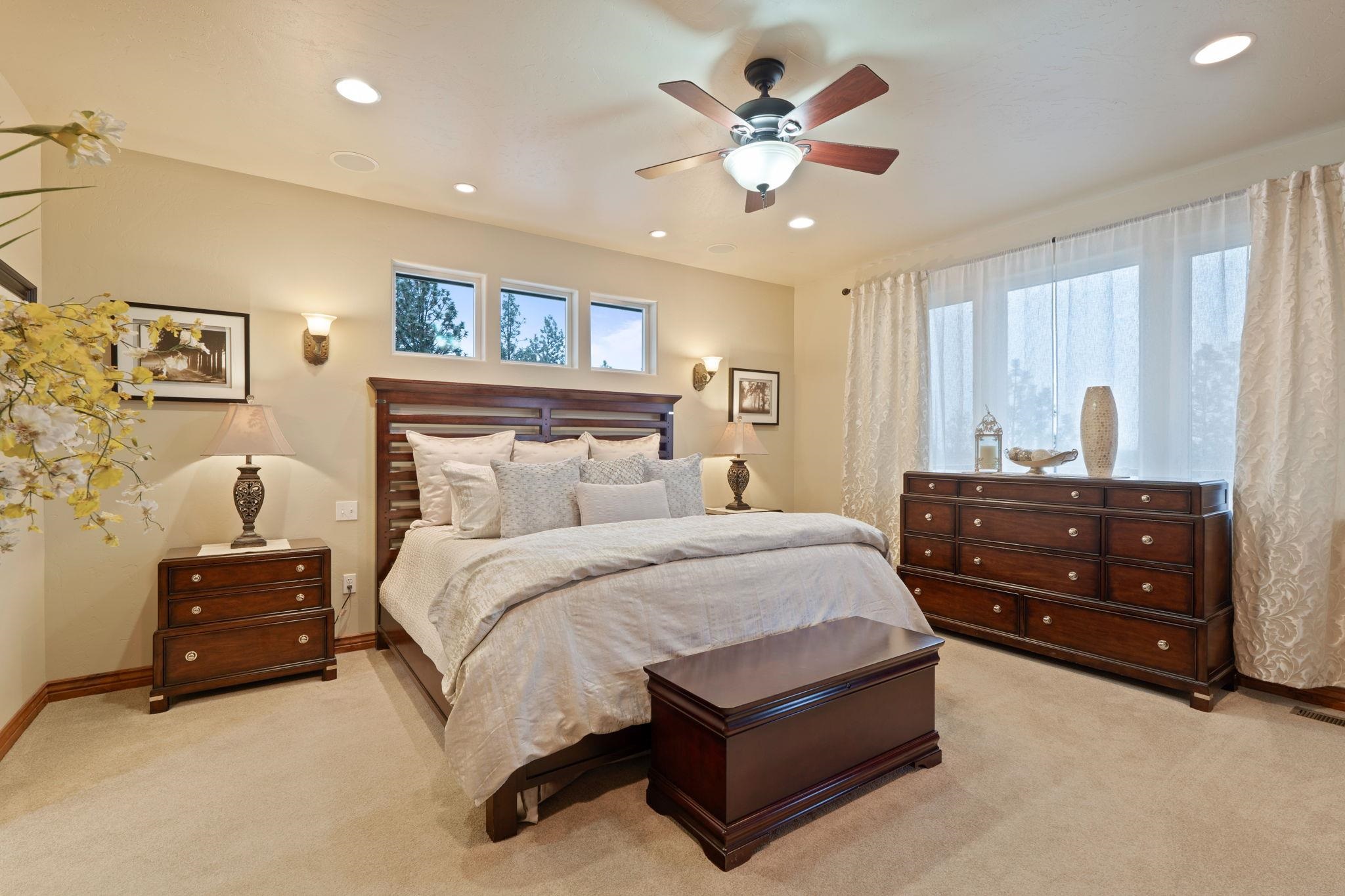 7526 North Cedar Road Spokane, WA 99208 - Photo 4 of 49 Gallery Image 4