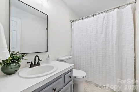 $550,000 | 520 North Poplar Street, Unit I, Charlotte, NC 28202