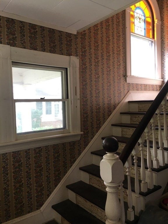 64 Lyman Road Northampton, MA 01060 - Photo 14 of 23 Gallery Image 14