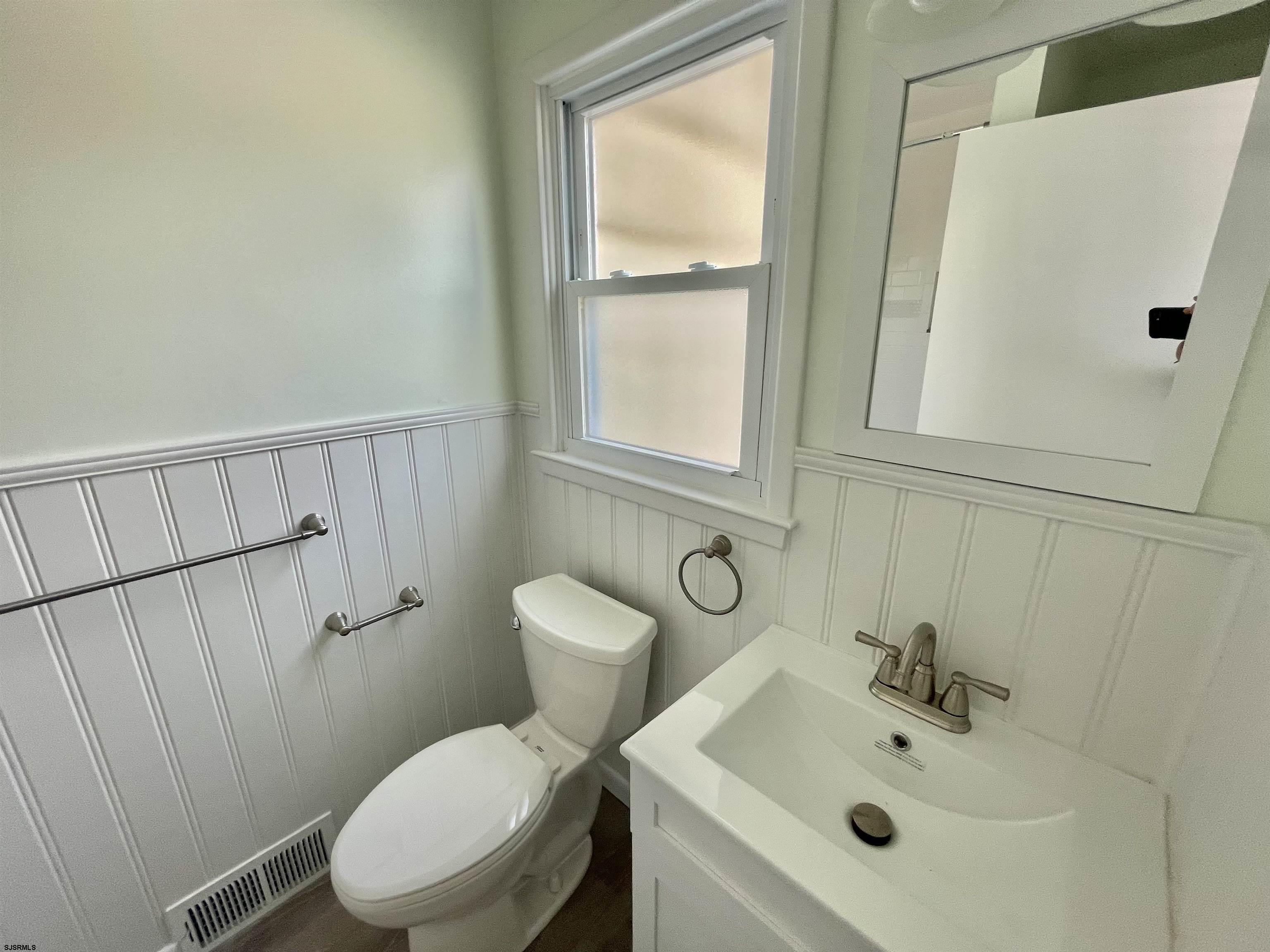 3103 Cedar Bridge Road Northfield, NJ 08225 - Photo 8 of 22 Gallery Image 8