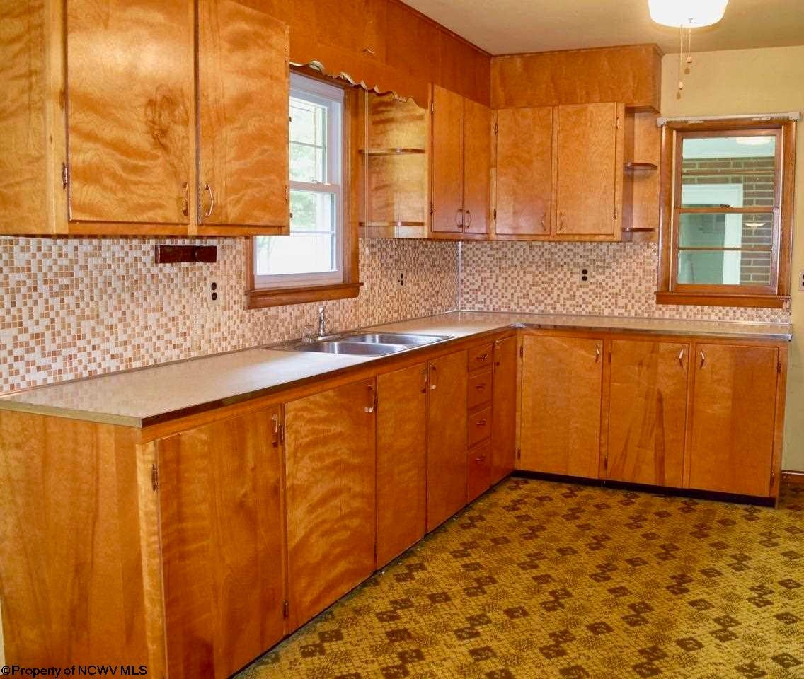 888 Fairchance Road Morgantown, WV 26508 - Photo 4 of 15 Gallery Image 4