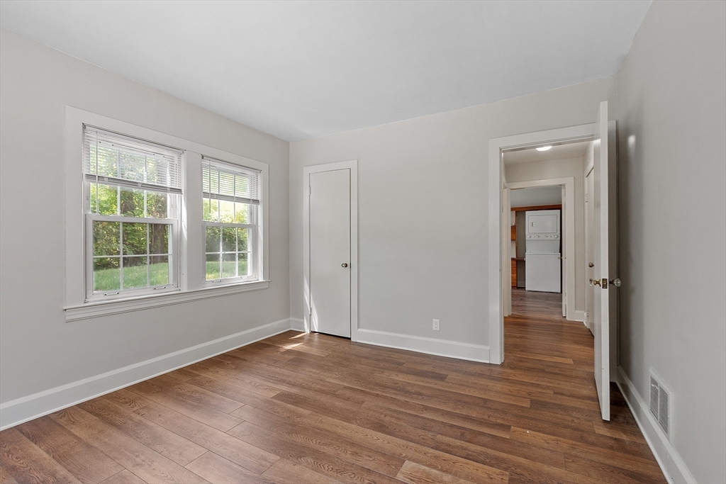 1178 Northfield Road Lunenburg, MA 01462 - Photo 20 of 40