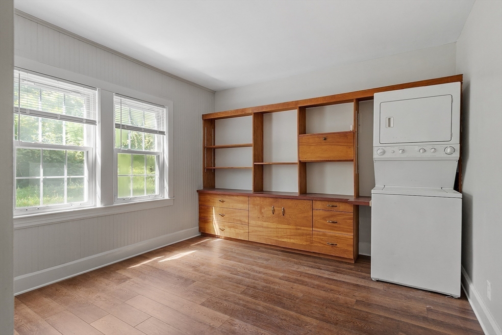 1178 Northfield Road Lunenburg, MA 01462 - Photo 21 of 40