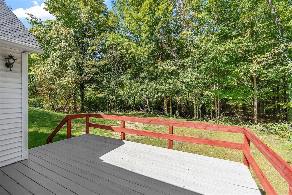 1178 Northfield Road Lunenburg, MA 01462 - Photo 38 of 40