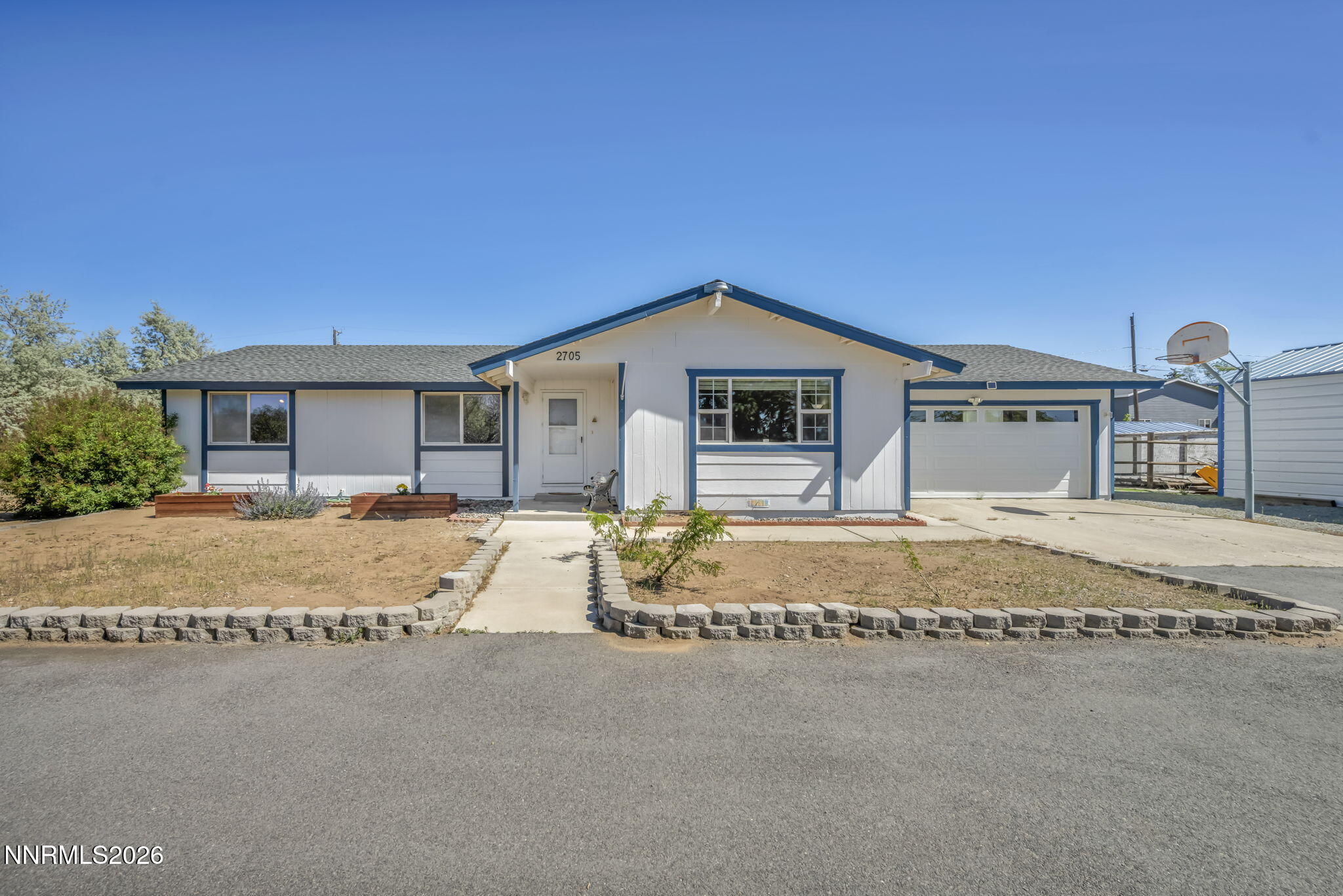 1-web-or-mls-2705-valley-view-dr