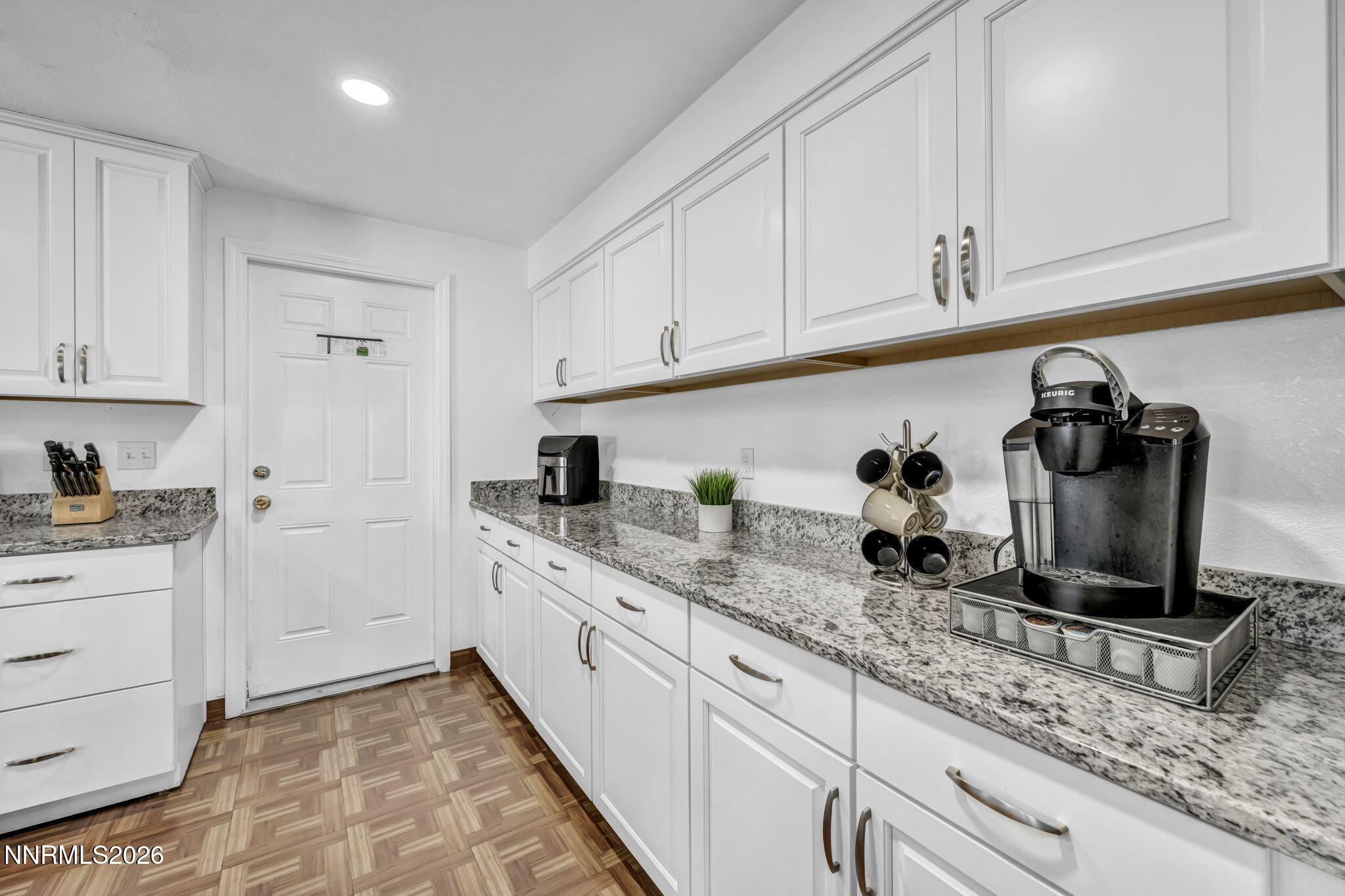 2705 Valley View Drive Reno, NV 89506 - Photo 17 of 73 49-web-or-mls-2705-valley-view-dr