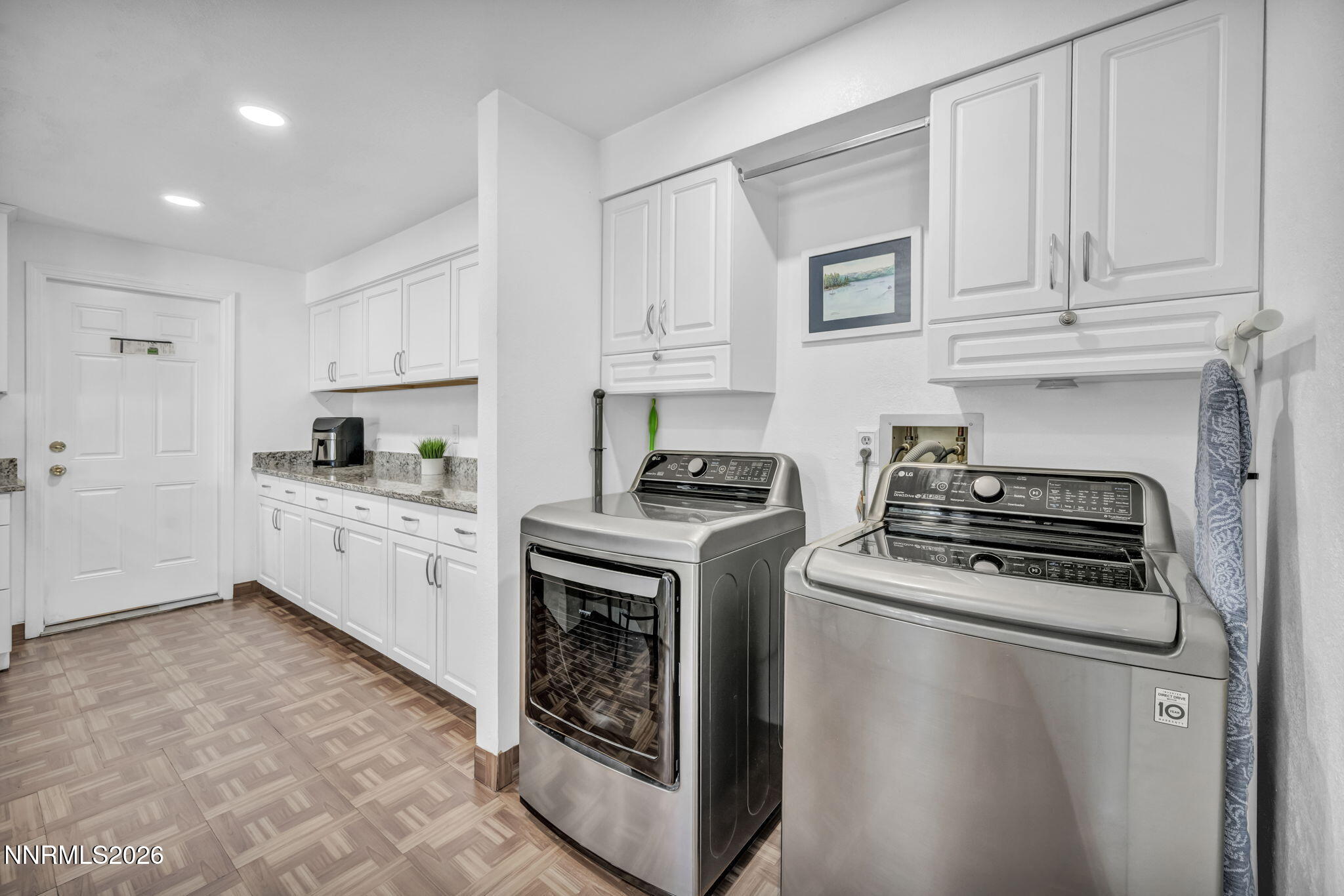 2705 Valley View Drive Reno, NV 89506 - Photo 19 of 73 51-web-or-mls-2705-valley-view-dr