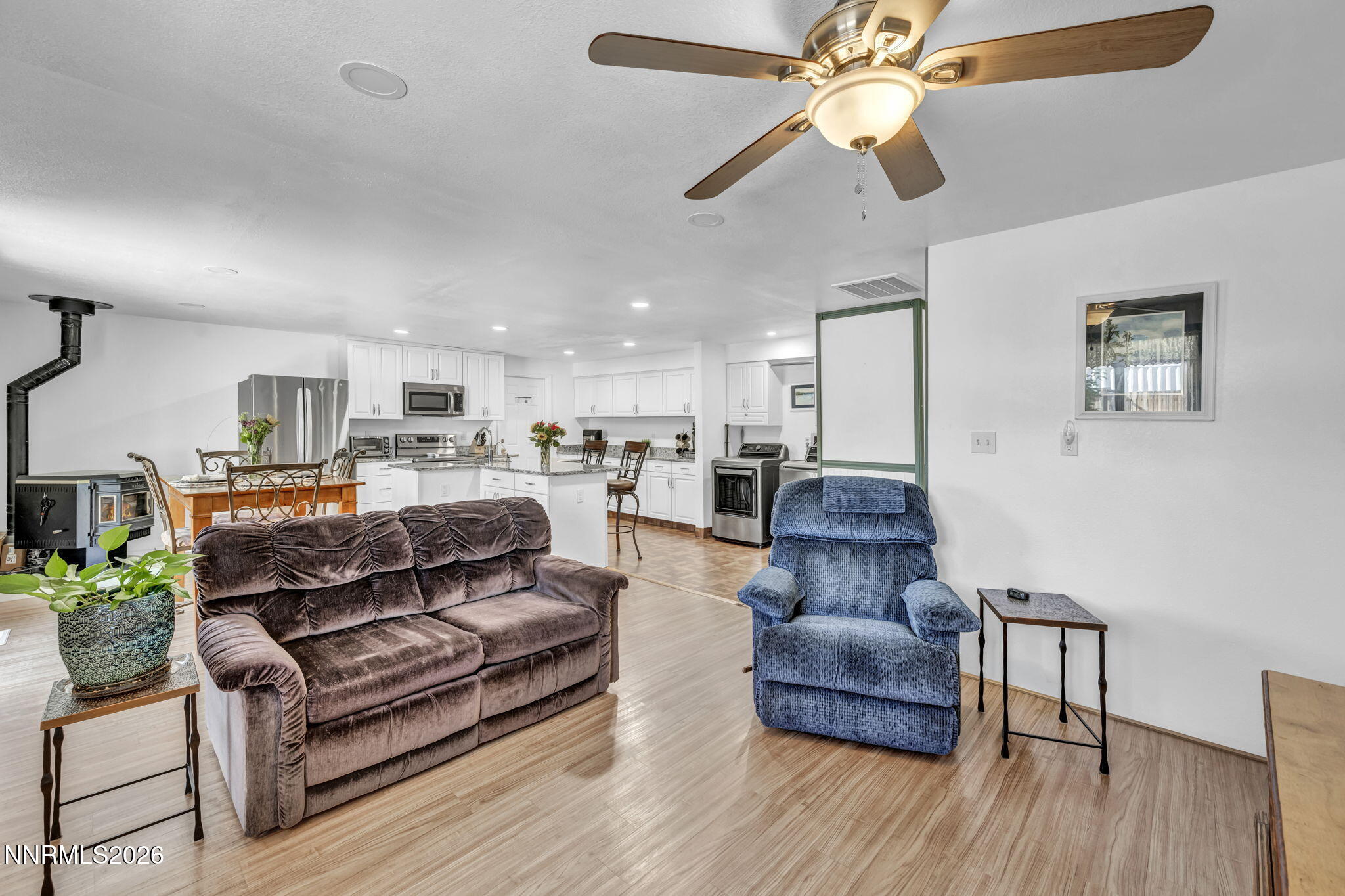 2705 Valley View Drive Reno, NV 89506 - Photo 8 of 73 40-web-or-mls-2705-valley-view-dr