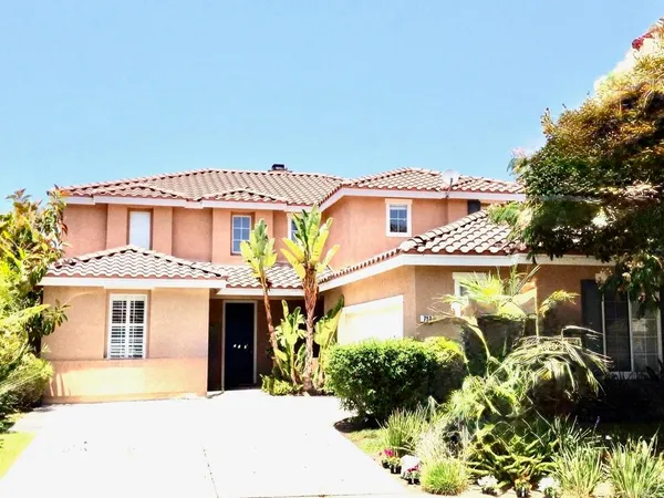 $6,550 | 750 Via Cafetal, San Marcos, CA 92069