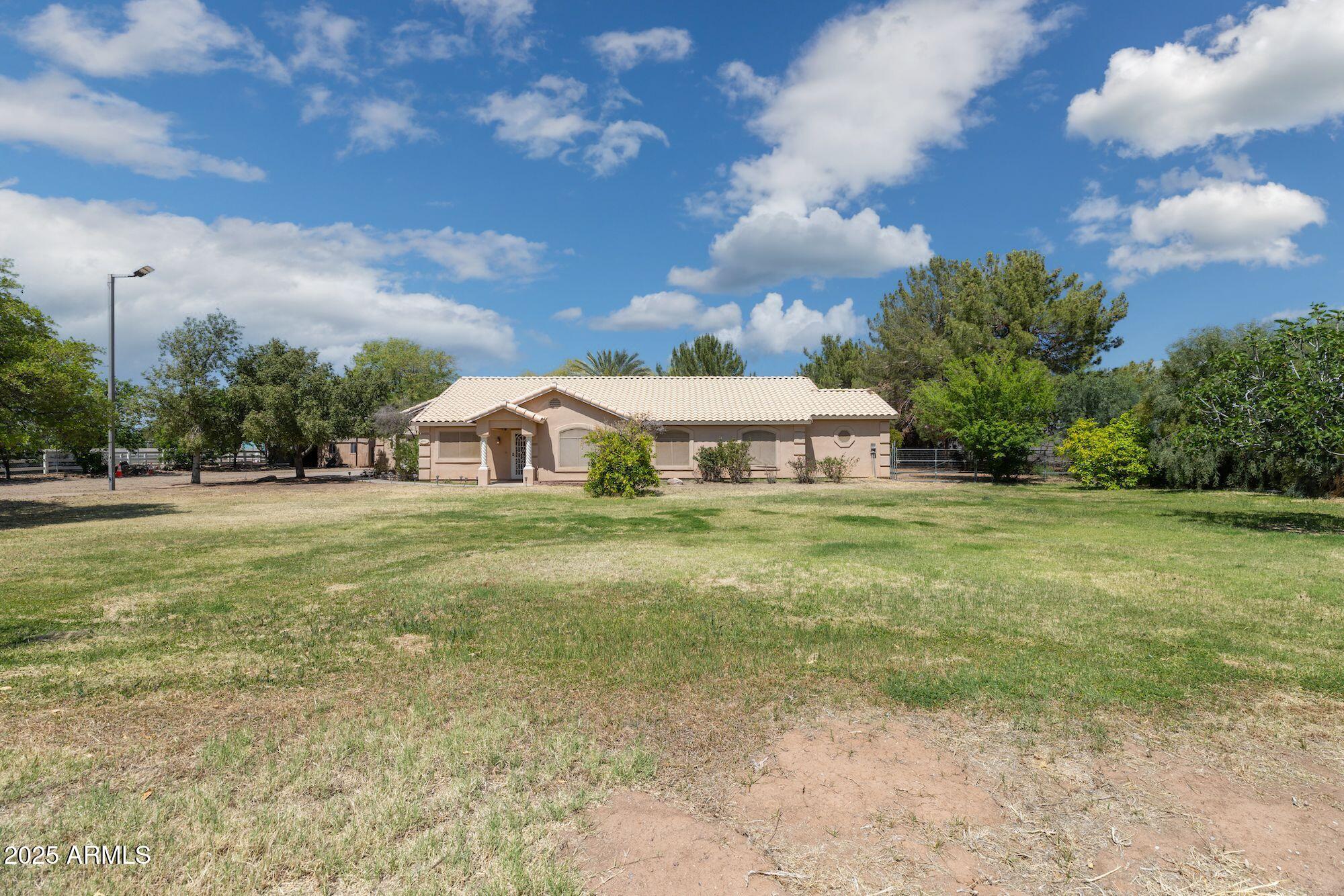 4388 East Knox Road Gilbert, AZ 85296 - Photo 2 of 7 pic1-front