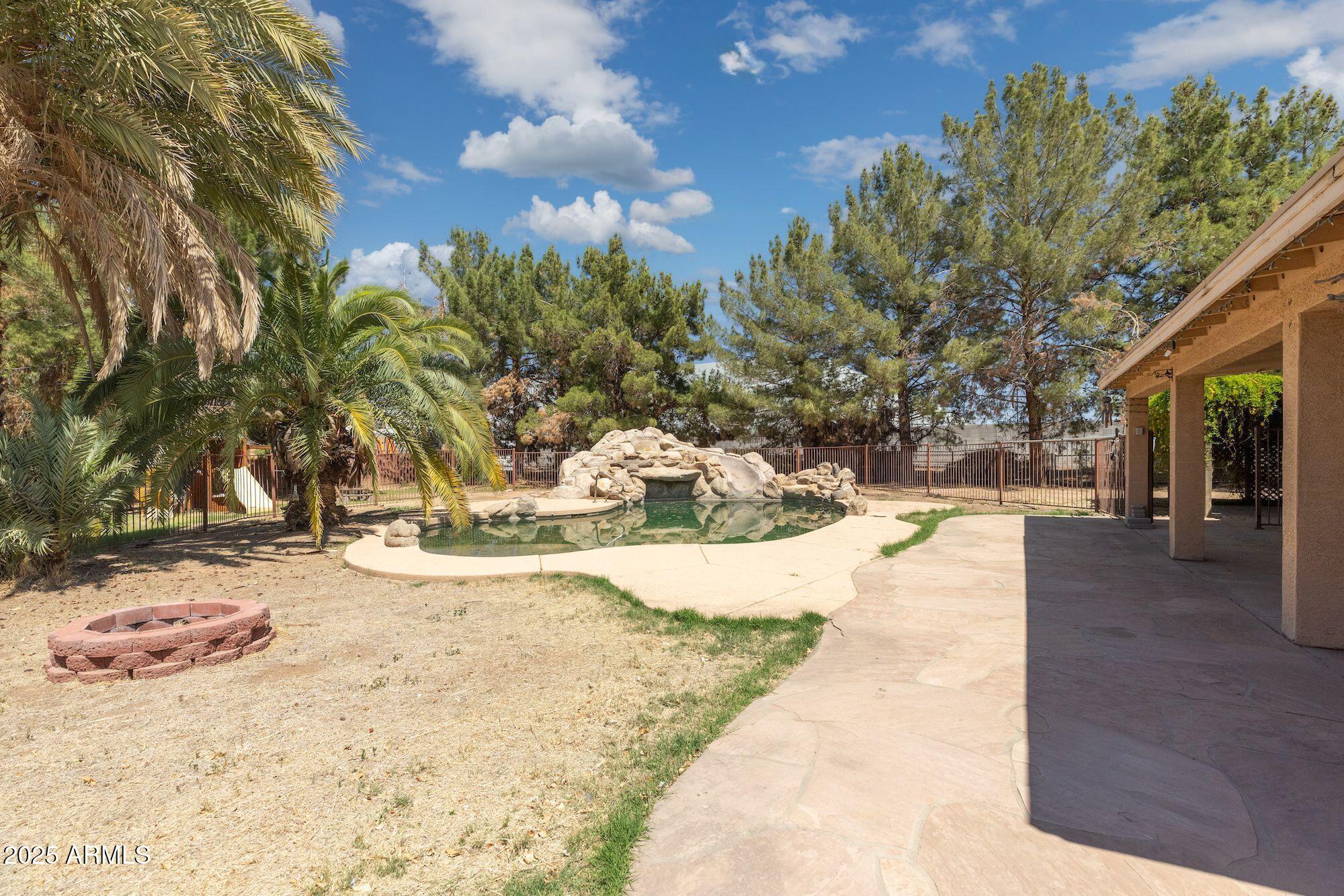 4388 East Knox Road Gilbert, AZ 85296 - Photo 3 of 7 pic25-back