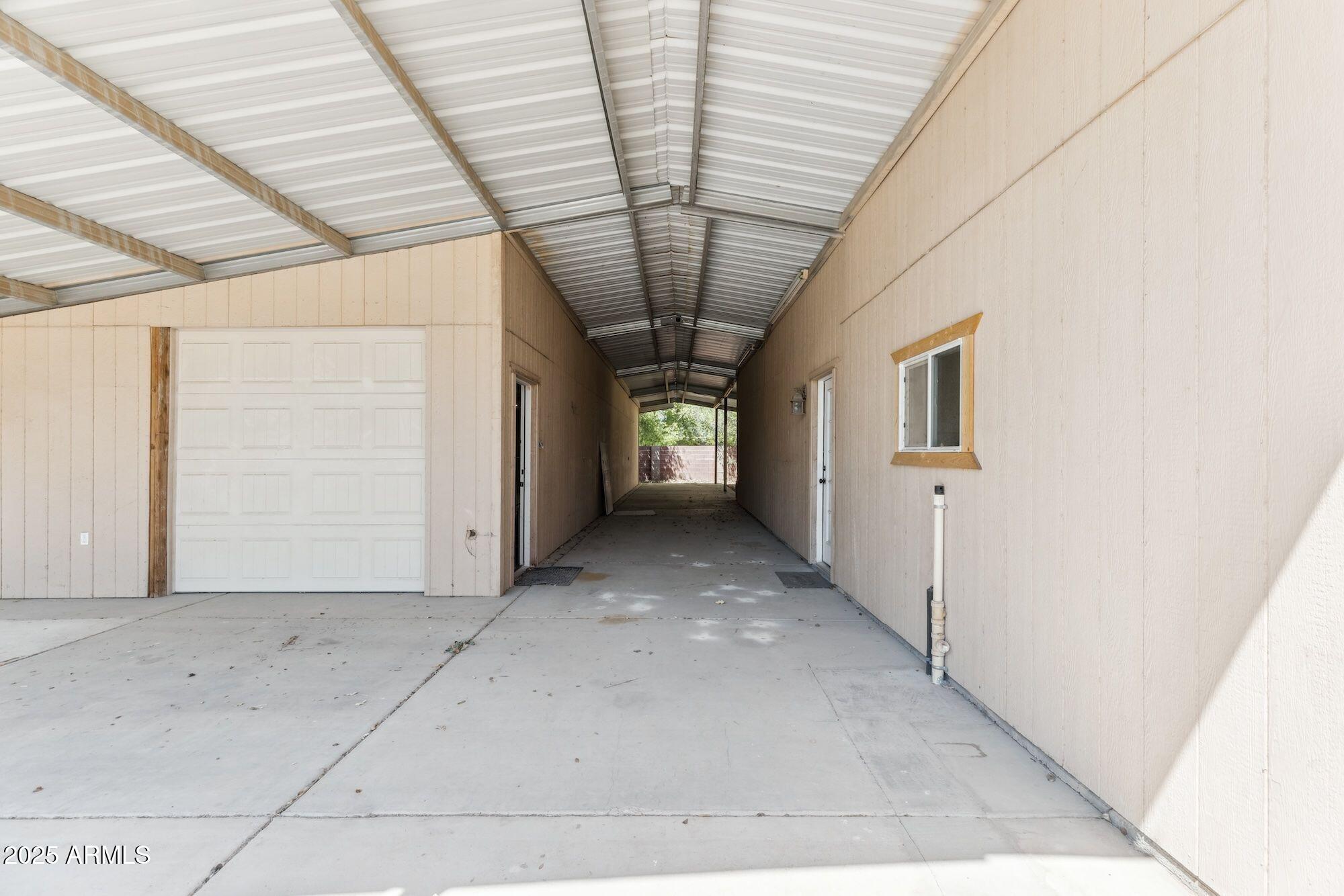 4388 East Knox Road Gilbert, AZ 85296 - Photo 4 of 7 pic30-breezeway