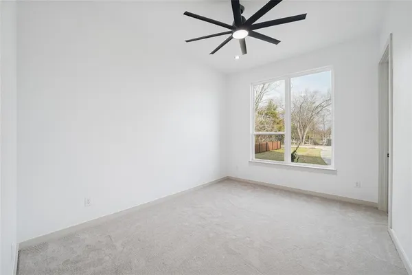 $480,000 | 1313 Kanakoa Drive, Tool, TX 75143
