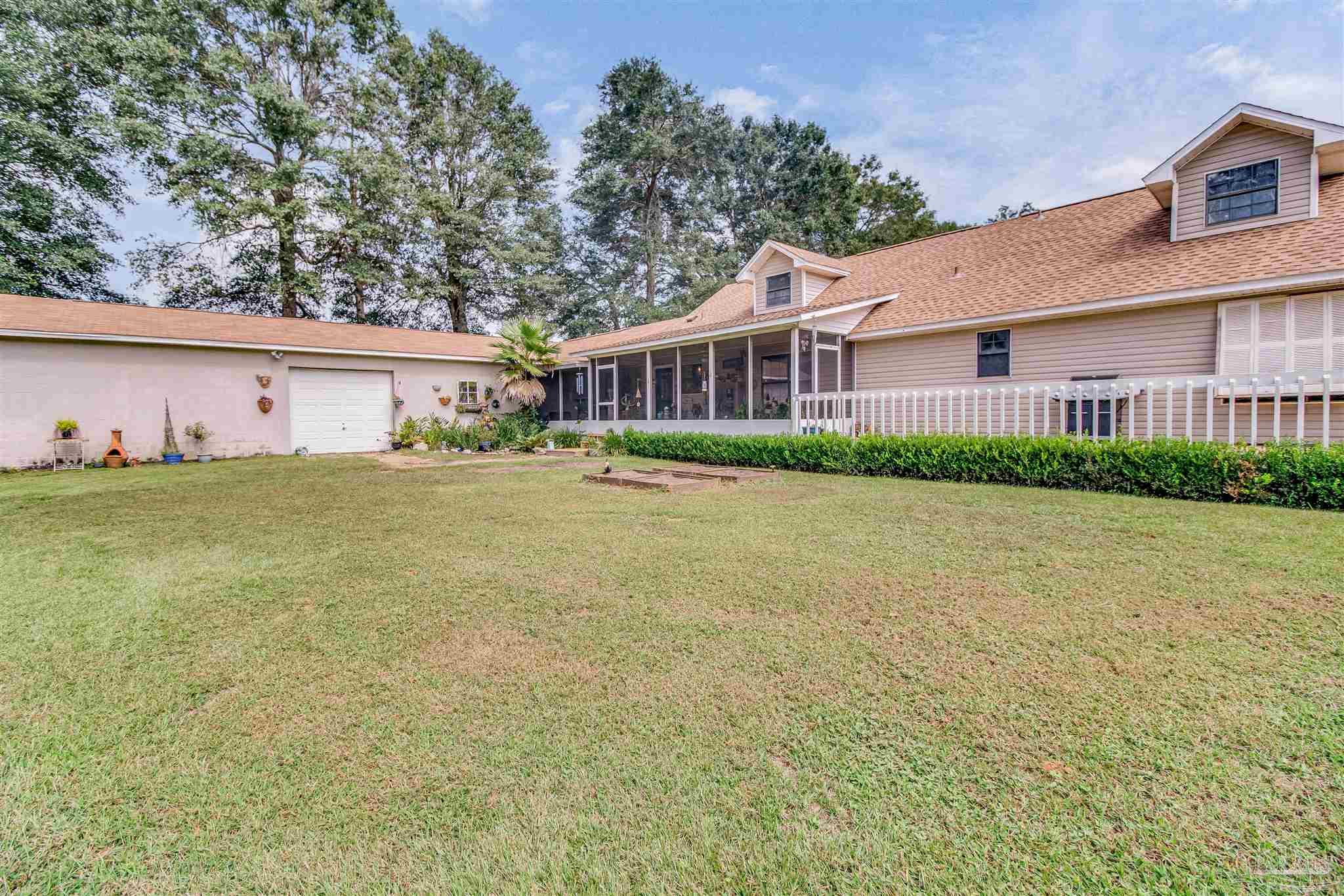 6101 Southridge Road Milton, FL 32570 - Photo 11 of 40 Gallery Image 11