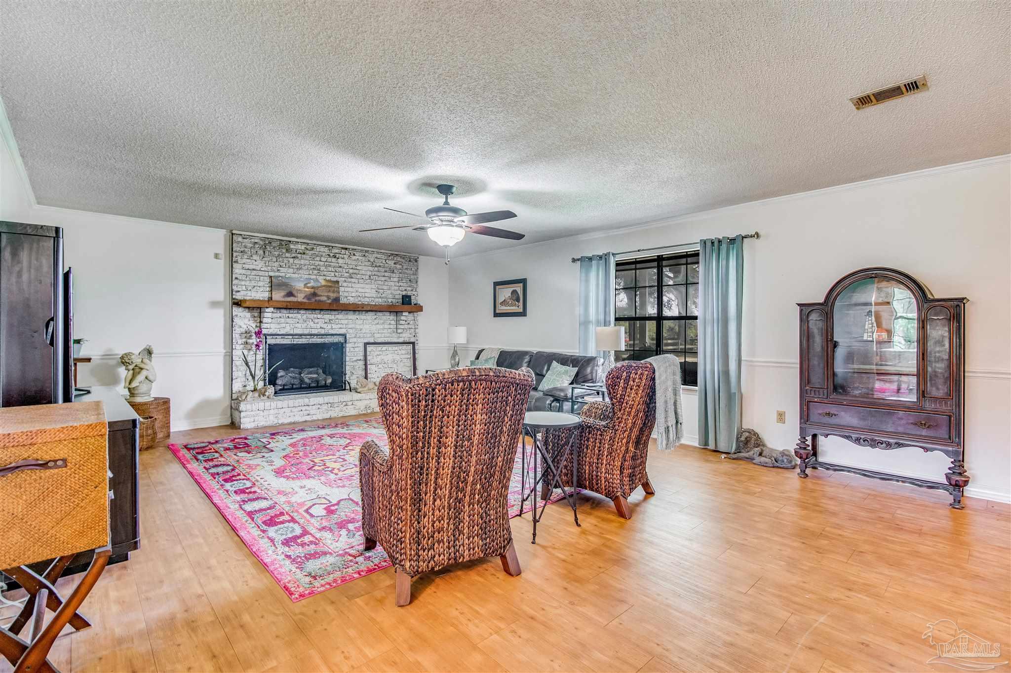 6101 Southridge Road Milton, FL 32570 - Photo 15 of 40 Gallery Image 15