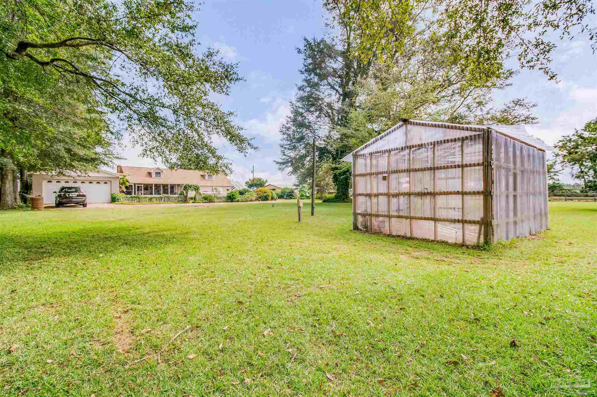 6101 Southridge Road Milton, FL 32570 - Photo 9 of 40 Gallery Image 9