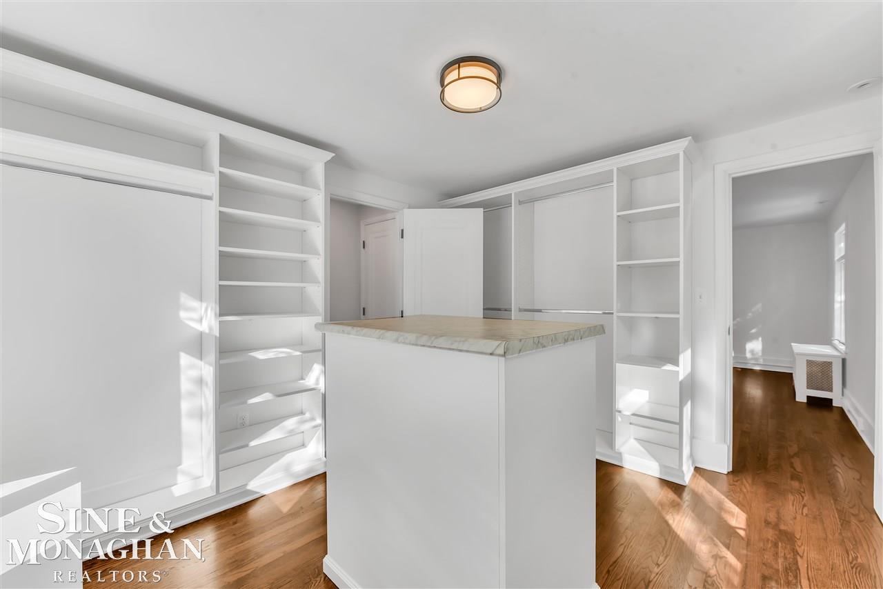 60 Cambridge Road Grosse Pointe, MI 48236 - Photo 21 of 37 50065444-20.JPG