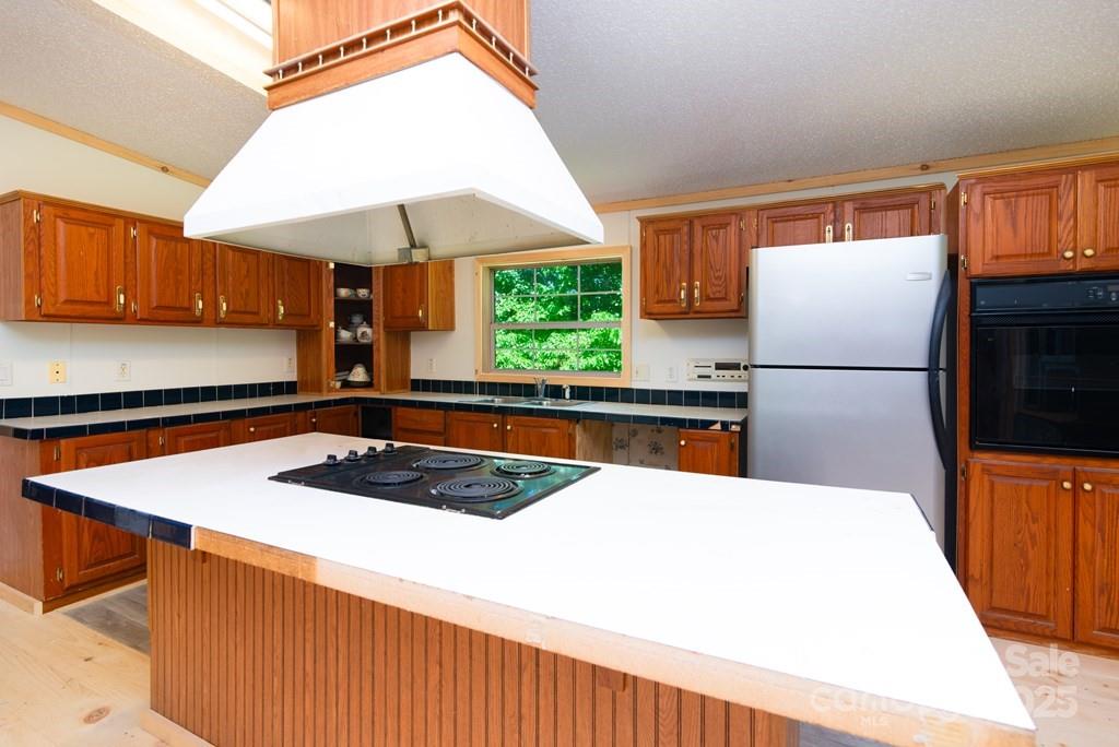 1010 State Rte 107 Cashiers, NC 28717 - Photo 7 of 23 Gallery Image 7