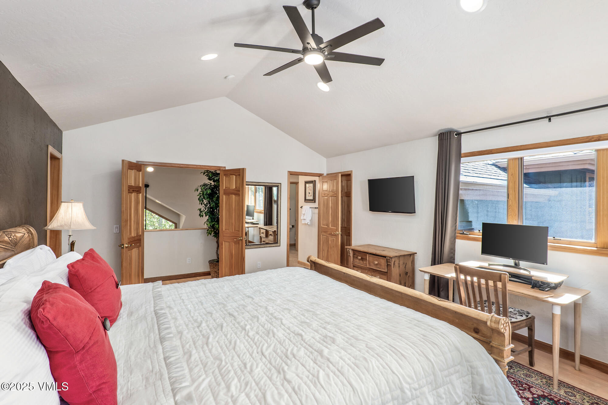 1890 Lions Ridge Loop, Unit 11 Vail, CO 81657 - Photo 20 of 40 Main