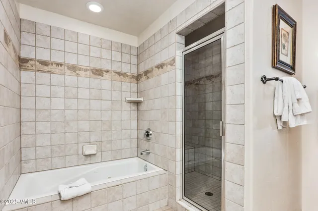 $2,290,000 | 1890 Lions Ridge Loop, Unit 11, Vail, CO 81657