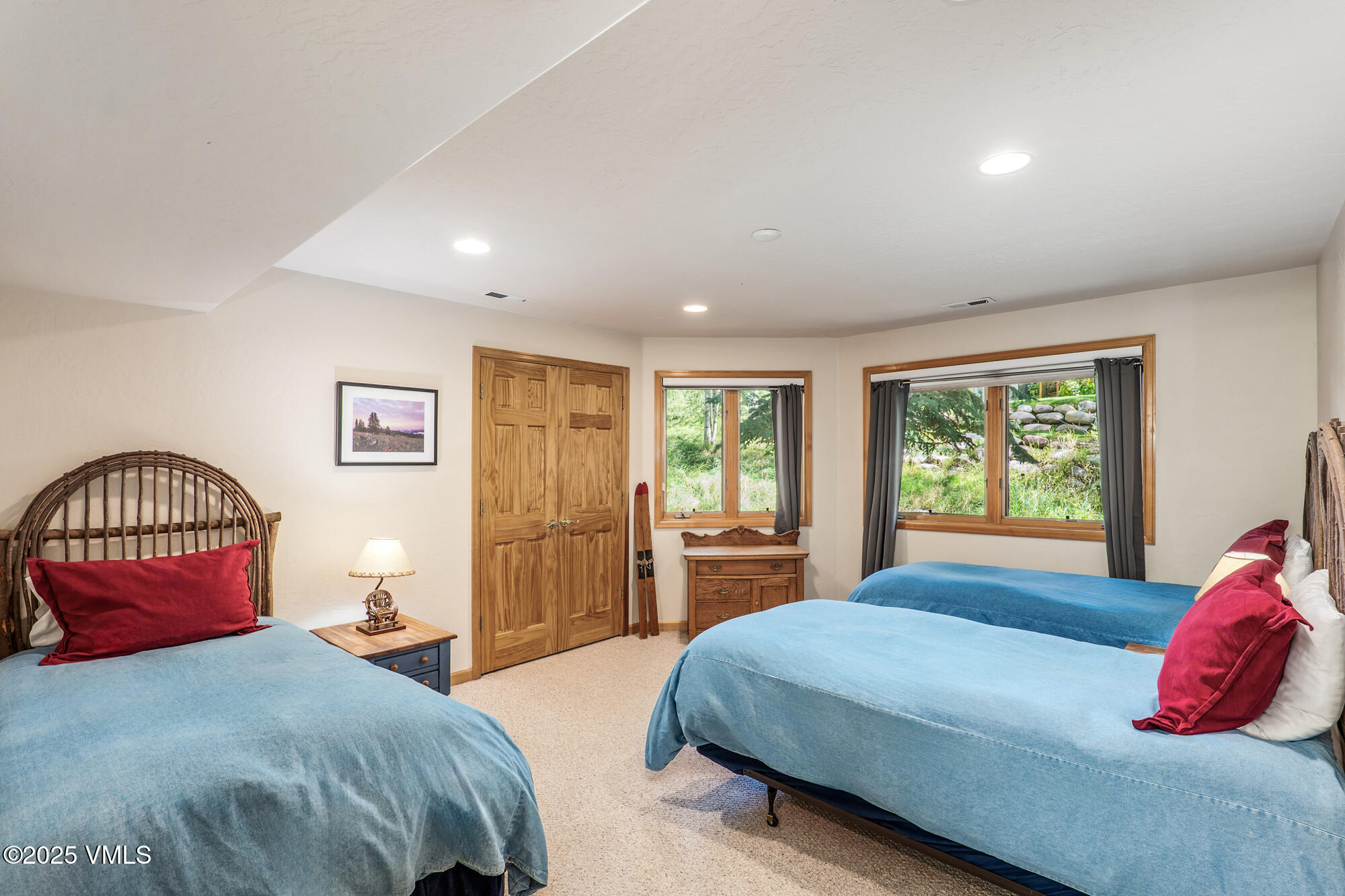 1890 Lions Ridge Loop, Unit 11 Vail, CO 81657 - Photo 30 of 40 Third