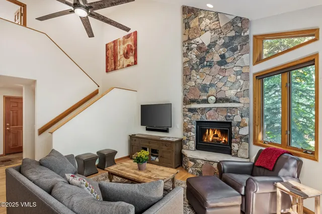 $2,290,000 | 1890 Lions Ridge Loop, Unit 11, Vail, CO 81657