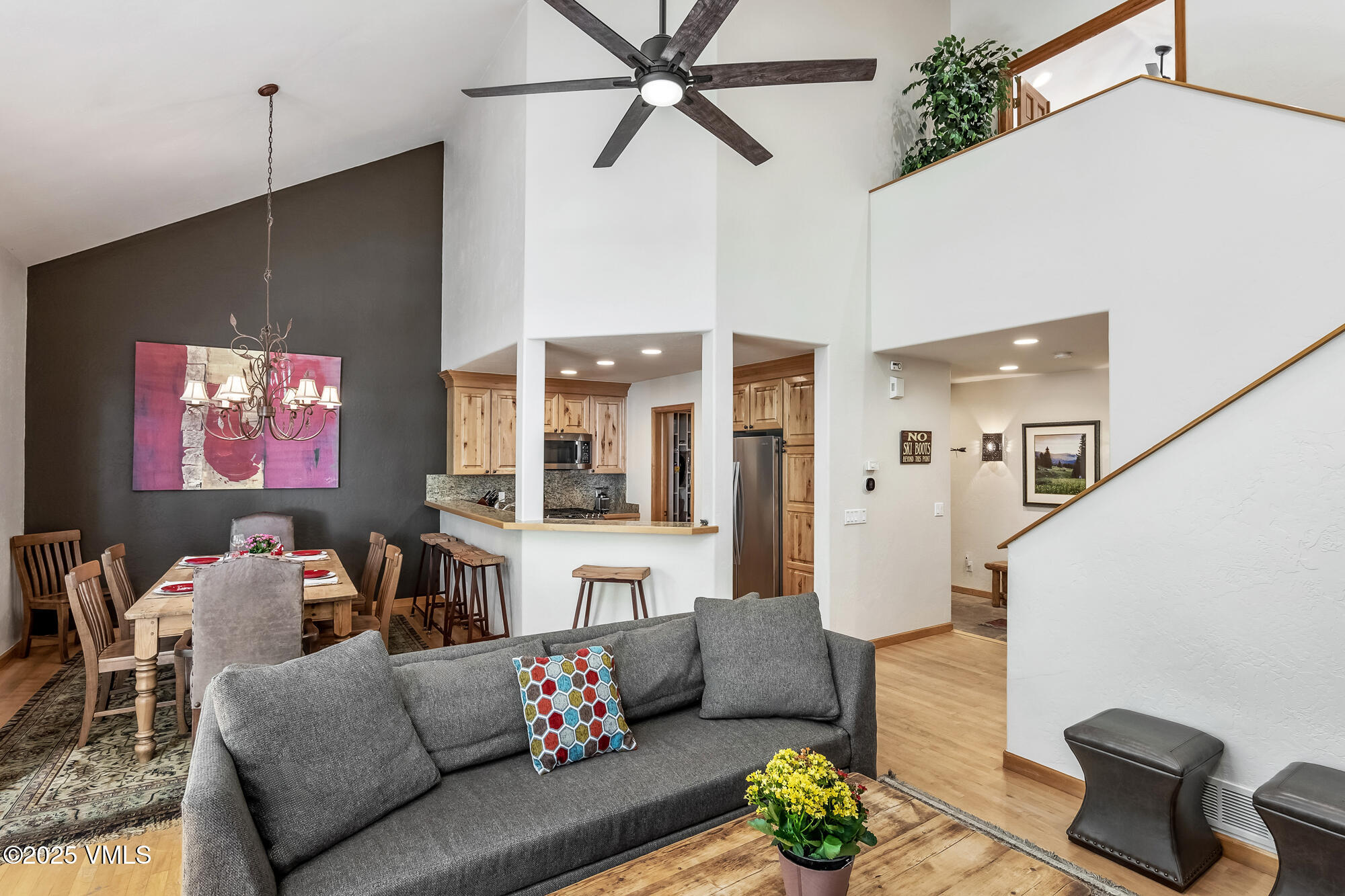 1890 Lions Ridge Loop, Unit 11 Vail, CO 81657 - Photo 6 of 40 LivingDiningKichen