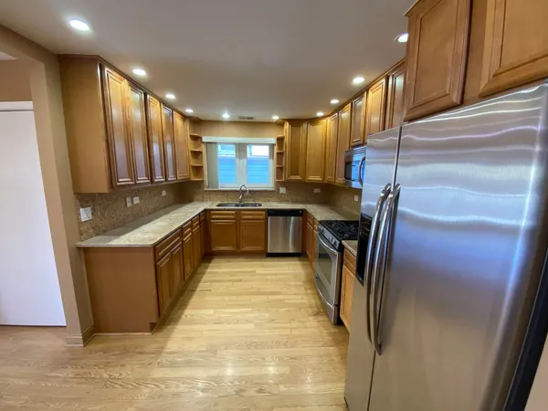 $1,850 | 6157 West Belmont Avenue, Unit 2F, Chicago, IL 60634