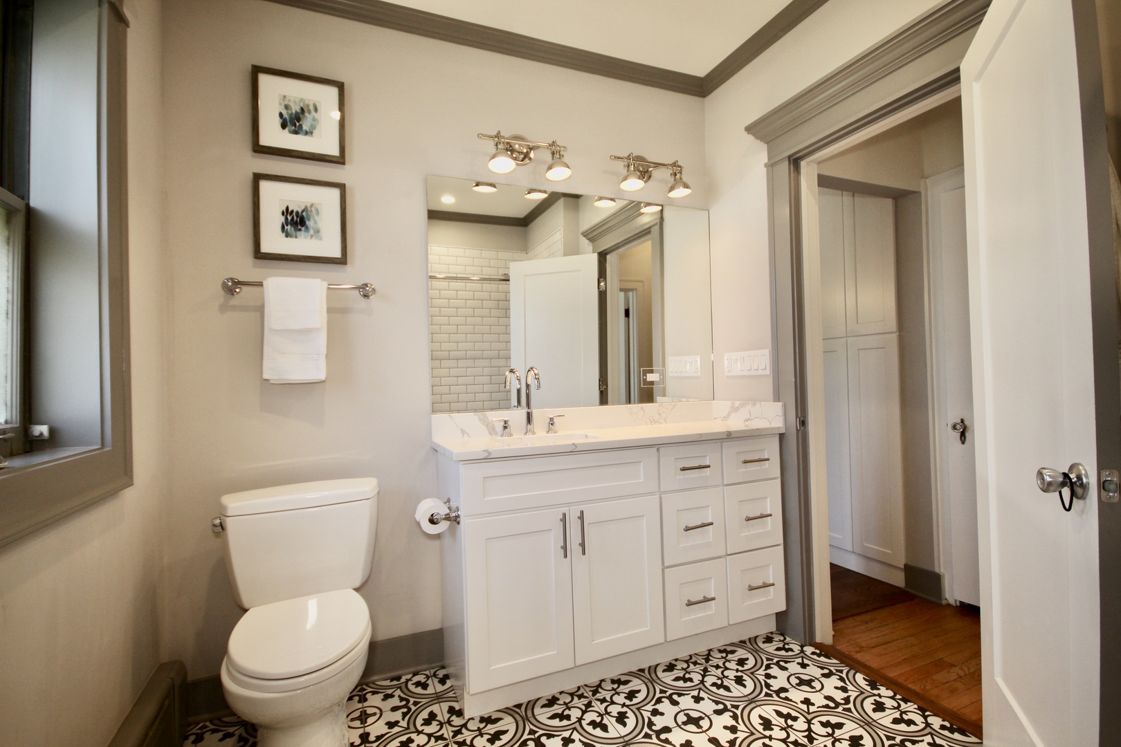 110 Columbia Avenue Park Ridge, IL 60068 - Photo 15 of 44 Gallery Image 15