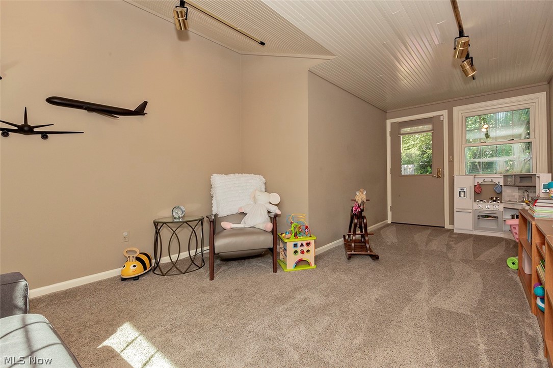22469 Douglas Road Beachwood, OH 44122 - Photo 17 of 35
