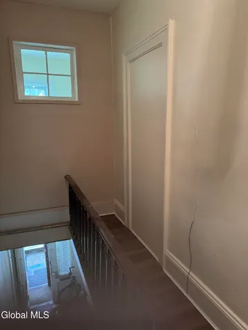 $1,350 | 305 2nd Street, Unit 2, Albany, NY 12206