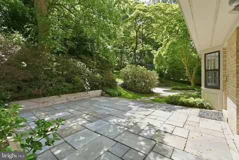 $1,135,000 | 7616 Carteret Road, Bethesda, MD 20817