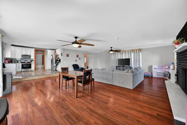 $243,000 | 9935 Front Street, Dillsboro, IN 47018