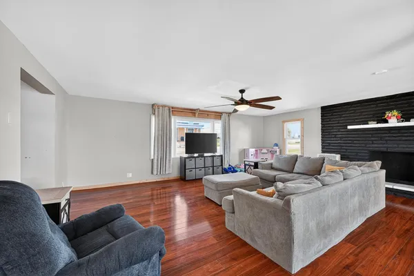 $243,000 | 9935 Front Street, Dillsboro, IN 47018