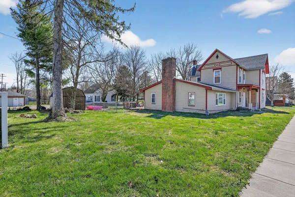 $243,000 | 9935 Front Street, Dillsboro, IN 47018