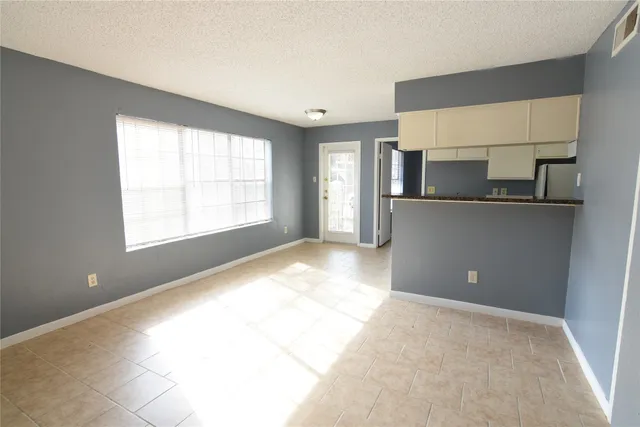 $1,090 | 2750 Holly Hall Street, Unit 1309, Houston, TX 77054