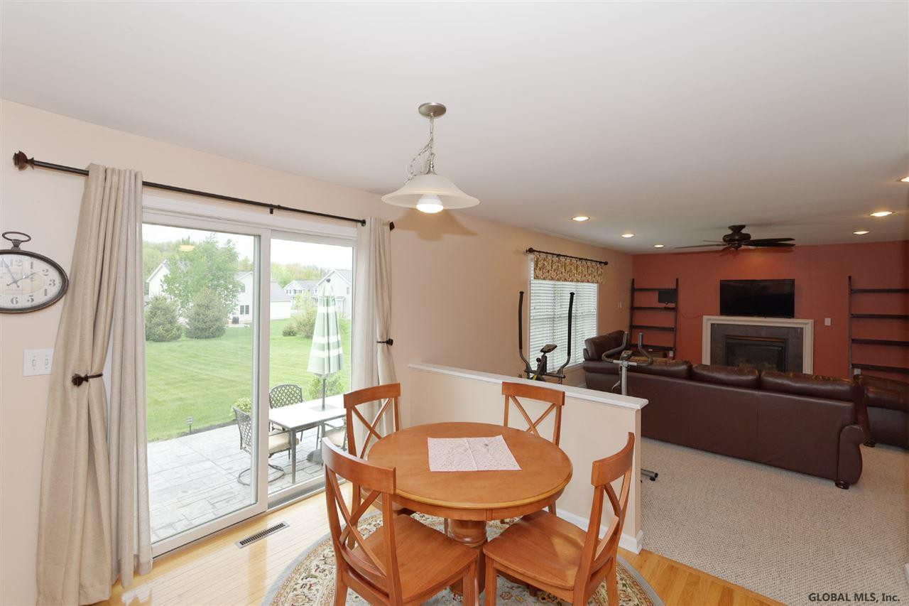 21 Robin Hill Road Halfmoon, NY 12118 - Photo 20 of 44 Photo 20