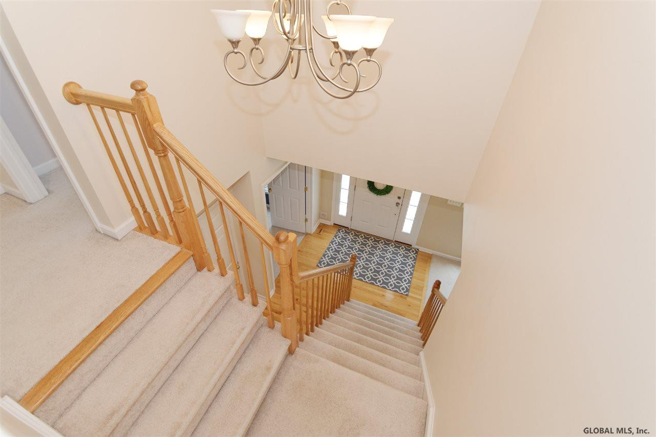 21 Robin Hill Road Halfmoon, NY 12118 - Photo 25 of 44 Photo 25