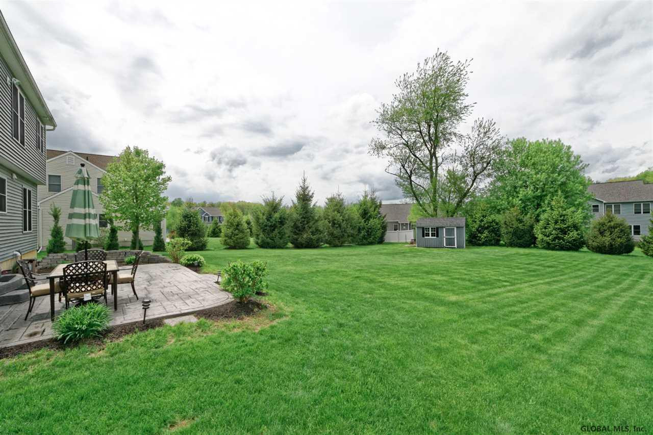 21 Robin Hill Road Halfmoon, NY 12118 - Photo 41 of 44 Photo 41