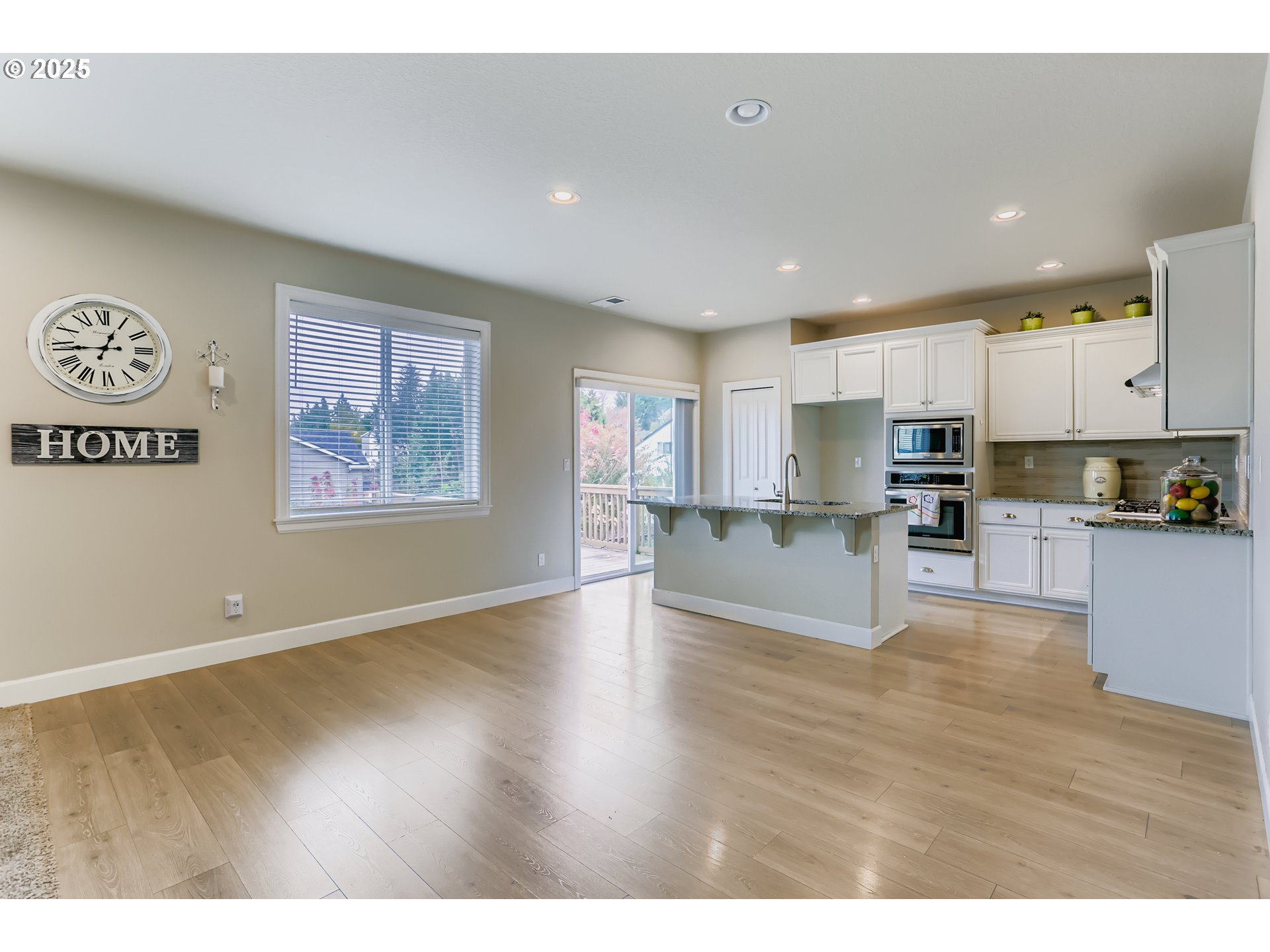 15598 Southwest Wren Lane Beaverton, OR 97007 - Photo 11 of 33