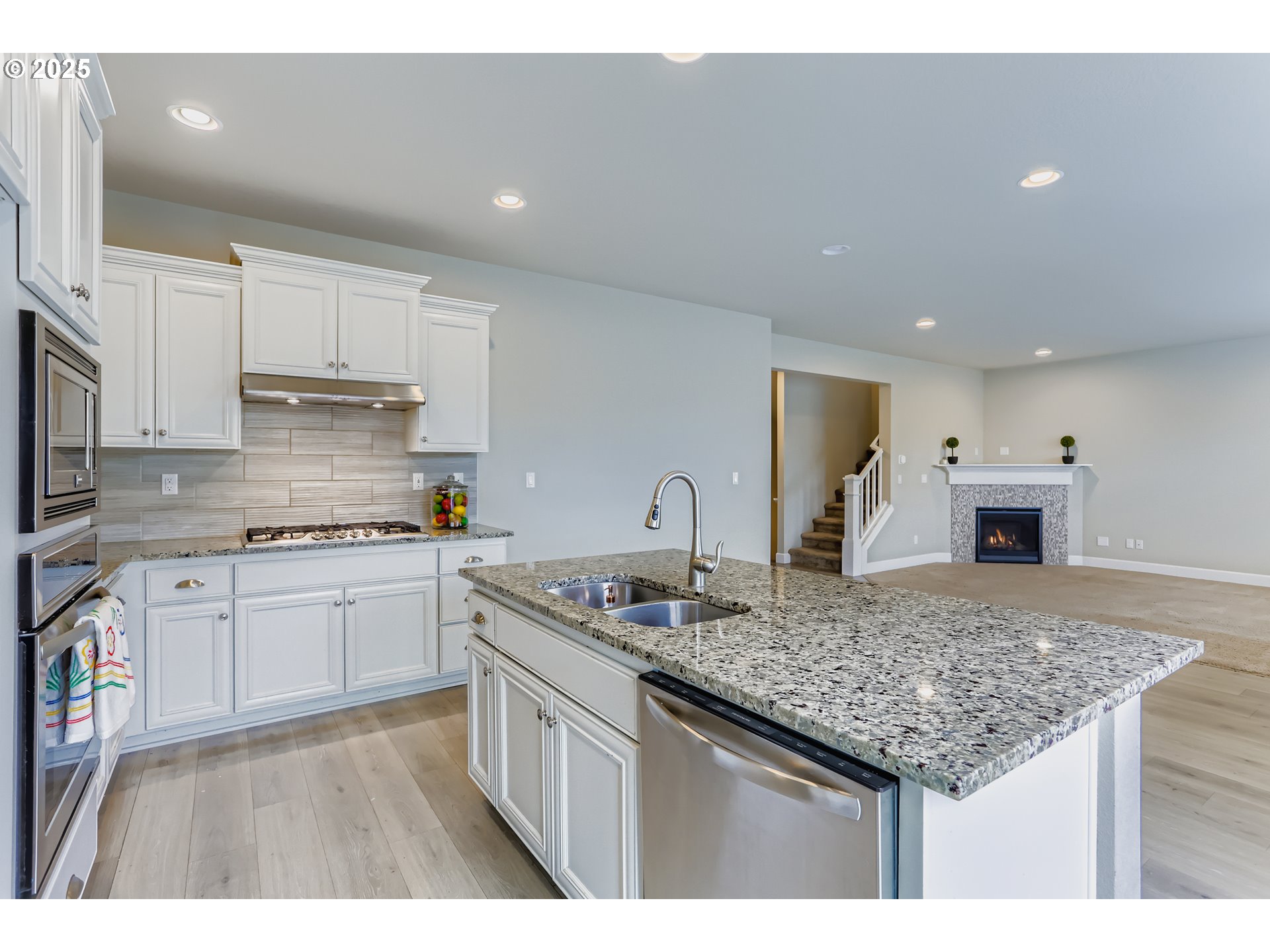 15598 Southwest Wren Lane Beaverton, OR 97007 - Photo 10 of 33