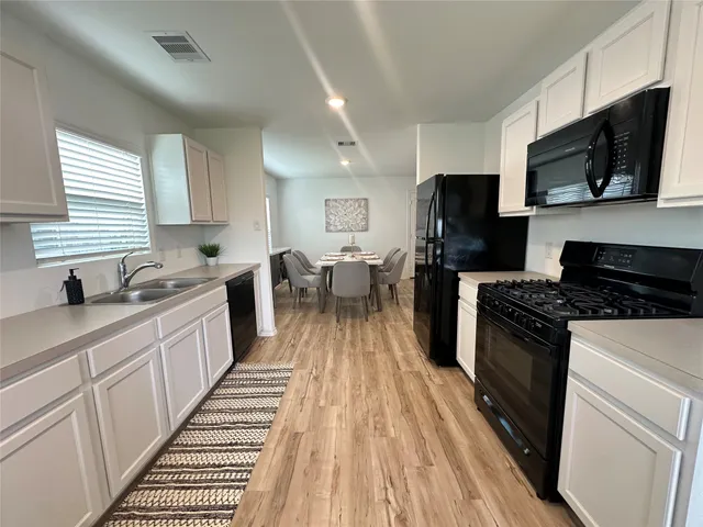 $1,850 | 11079 South Lake Mist Lane, Willis, TX 77318