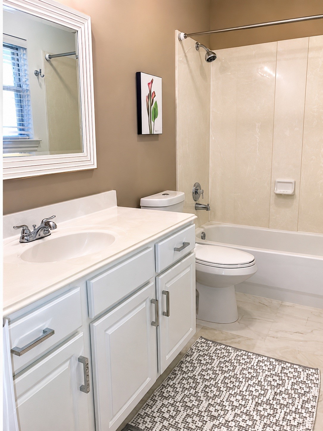 155 South Delta Mill Circle Conroe, TX 77385 - Photo 15 of 15 2nd Bathroom