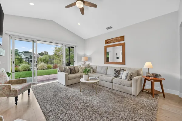 $1,300,000 | 723 Oliver Court, Folsom, CA 95630