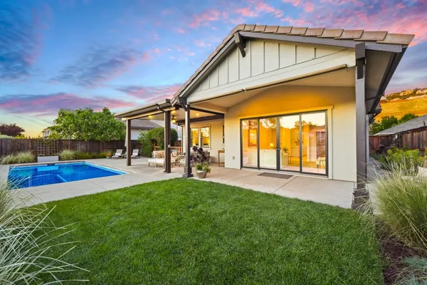 $1,300,000 | 723 Oliver Court, Folsom, CA 95630