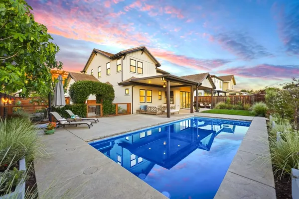 $1,300,000 | 723 Oliver Court, Folsom, CA 95630