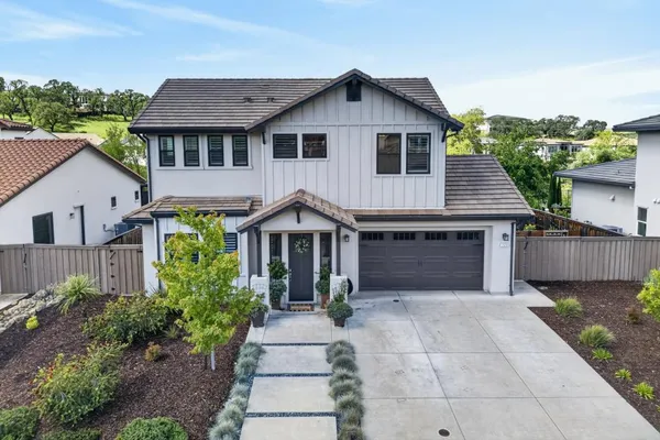 $1,300,000 | 723 Oliver Court, Folsom, CA 95630