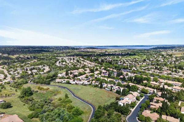 $1,300,000 | 723 Oliver Court, Folsom, CA 95630